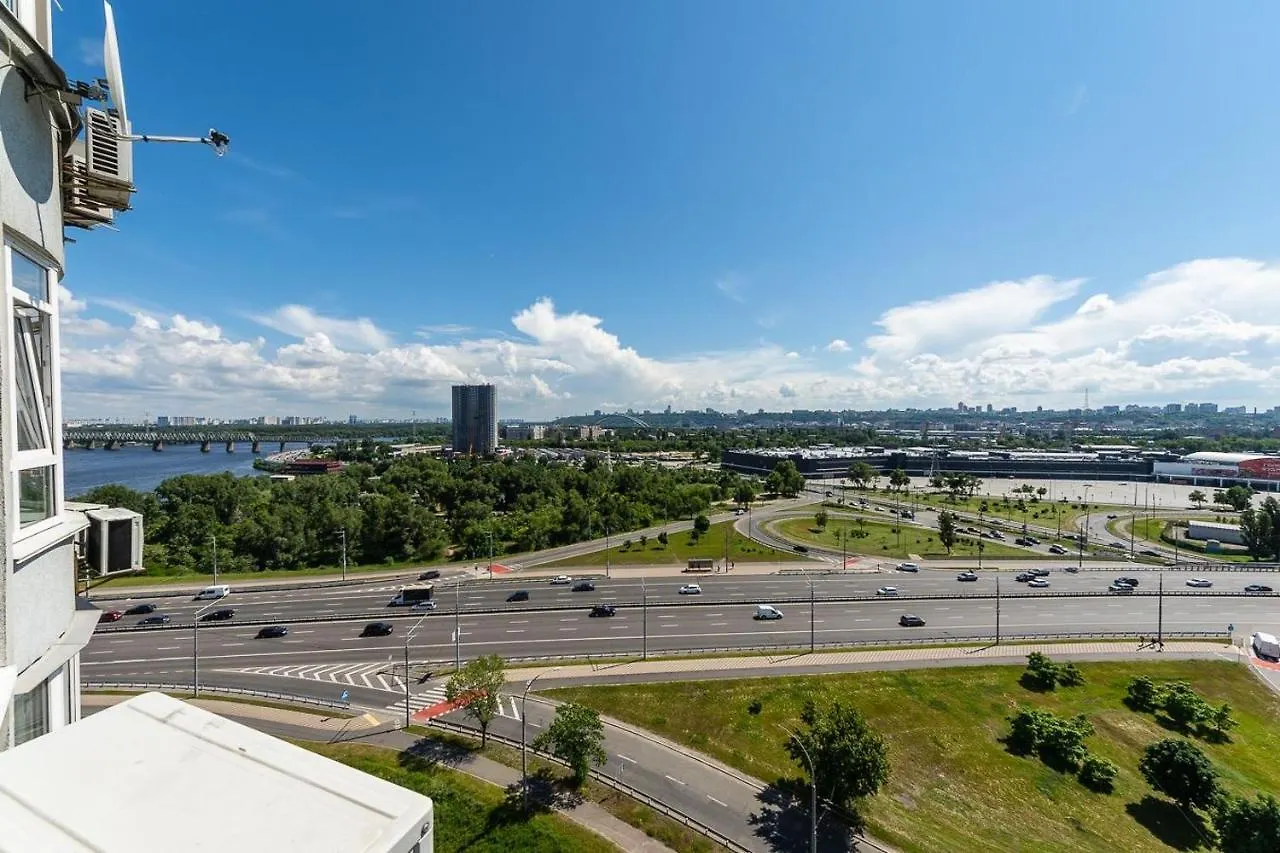 Fashionable Panoramic Apartments Dnieper. Obolon Kiev